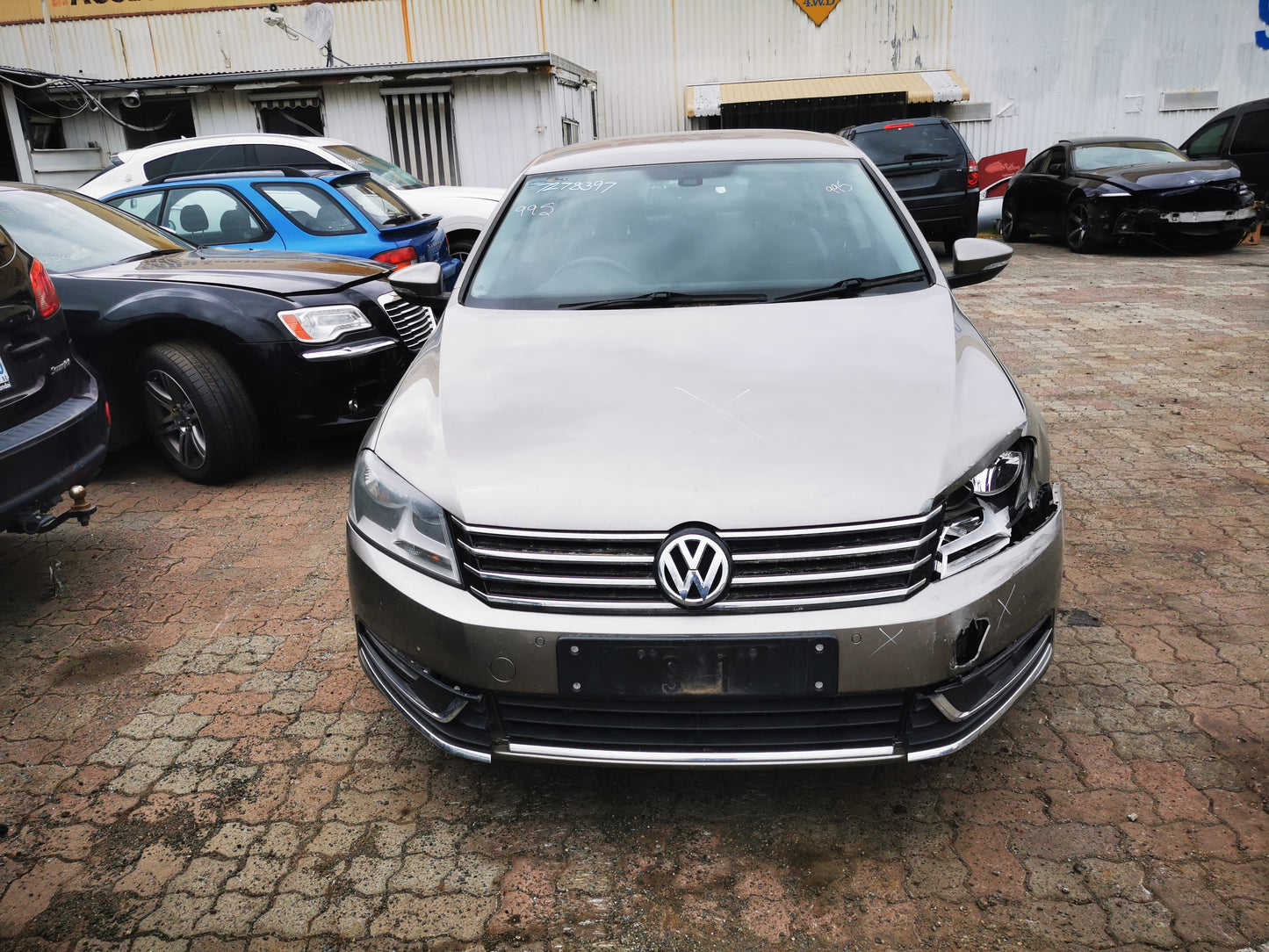 2012 VOLKSWAGEN PASSAT 3C/MK6 B7, SEDAN/WAGON, 09/10-05/15 3AA837461B LEFT FRONT WINDOW REG MOTOR