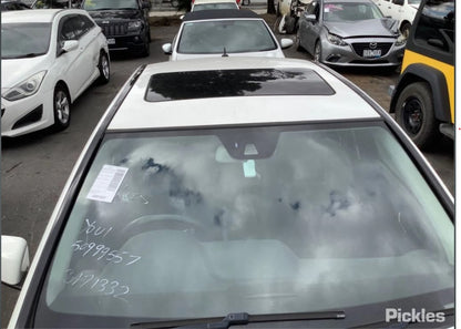 2013 MERCEDES C CLASS W204/S204, 05/11-07/14 A2047251710 LEFT FRONT DOOR WINDOW