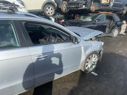 2013 VOLKSWAGEN PASSAT 3C/MK6 B7, ALLTRACK/WAGON, NON LED TYPE, 09/10-05/15 3AF945095E LEFT TAILLIGHT