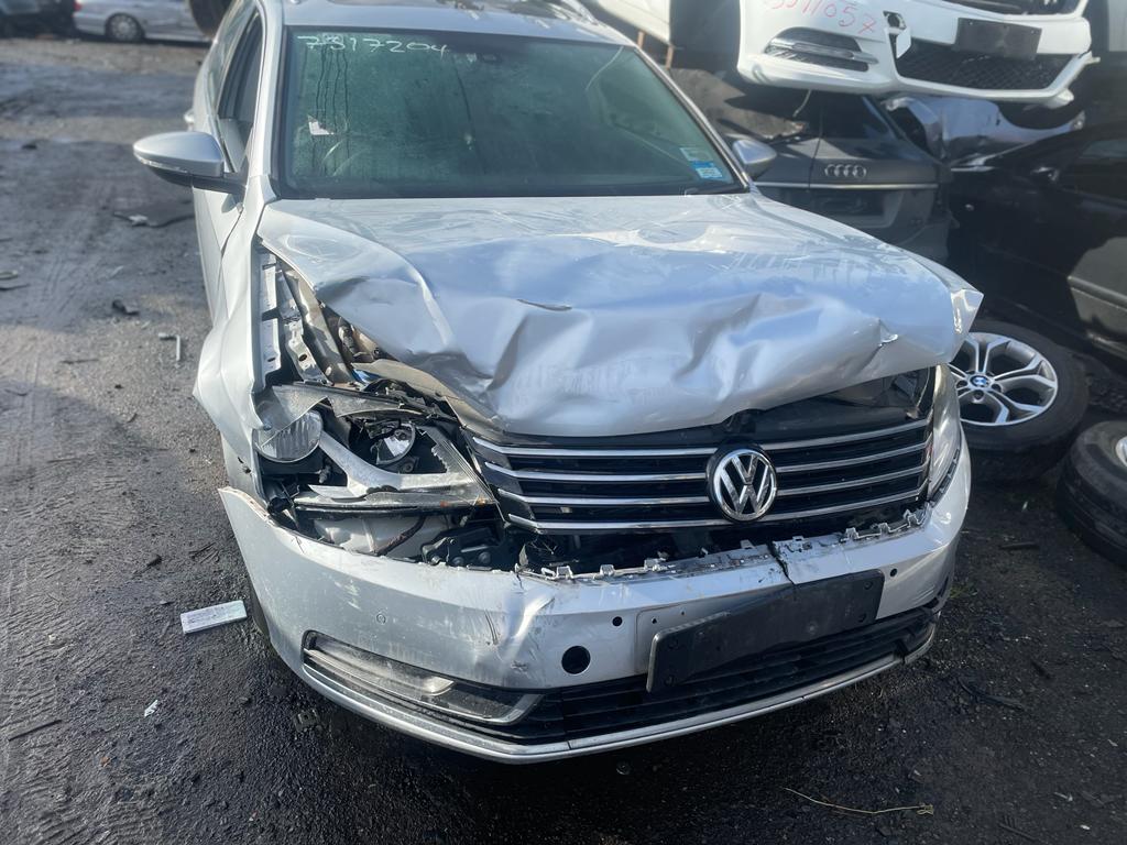 2013 VOLKSWAGEN PASSAT 3C/MK6 B6-B7, ROUND BUTTONS, STANDARD TYPE, 03/06-05/15  STEERING WHEEL
