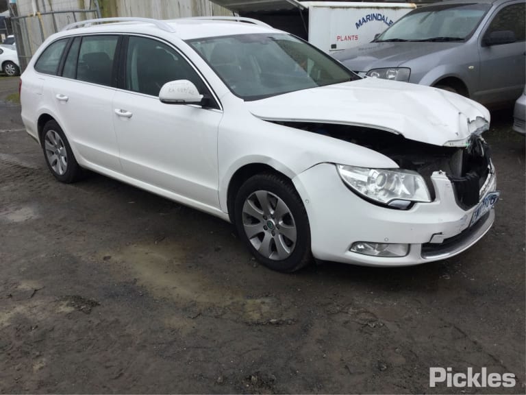 2011 SKODA SUPERB 3T 03/09-12/15 3T0419091K STEERING WHEEL