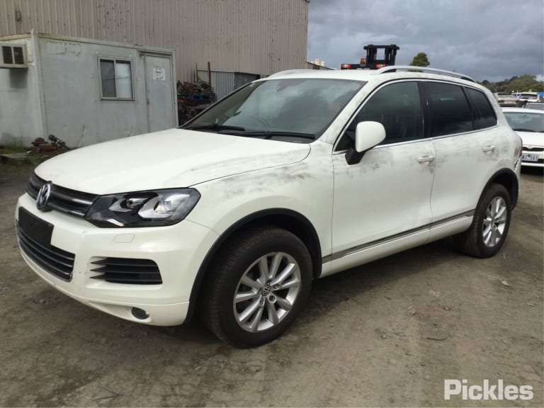 2011 VOLKSWAGEN TOUAREG LEATHER, STANDARD TYPE, 7P, 07/11-04/18 7P6419091C STEERING WHEEL