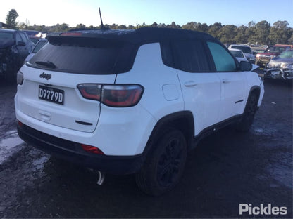 2022 JEEP COMPASS M6, FRONT, NON SUNROOF CONTROLS TYPE, 10/17-  COURTESY LIGHT