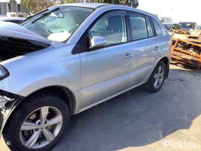 2011 RENAULT KALEOS H45, COLOUR CODED, HEATED, MANUAL FOLDING TYPE, 11/11-08/13 963014709R RIGHT DOOR MIRROR