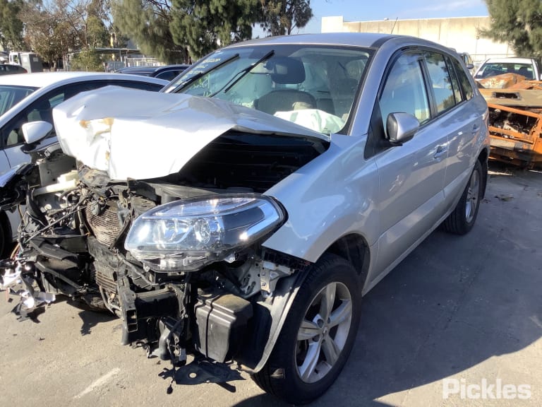 2011 RENAULT KALEOS H45, COLOUR CODED, HEATED, POWER FOLDING TYPE, 09/08-10/11 963024995R LEFT DOOR MIRROR