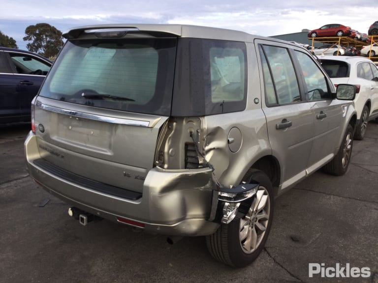 2012 LAND ROVER FREELANDER LF2, 10/10-12/14 LR023161 LEFT FRONT DOOR