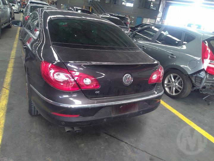 2008 VOLKSWAGEN PASSAT 3CC, SEDAN, 08/08-06/12 3C8837461J LEFT FRONT WINDOW REG MOTOR