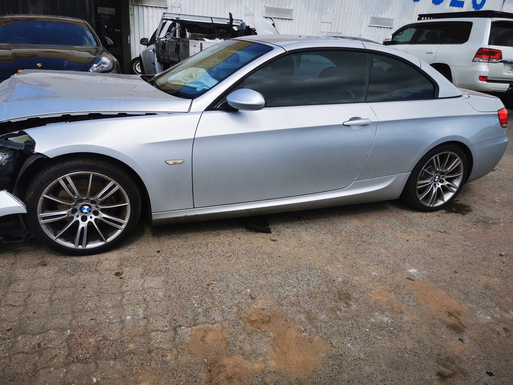 2008 BMW 3 SERIES E92/E93, COUPE/CABRIO, 08/06-09/13 51217202145 LEFT FRONT WINDOW REG MOTOR
