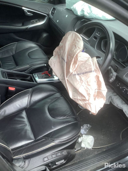 2015 VOLVO S40 V40 02/13-01/19 31252952 IGNITION W KEY