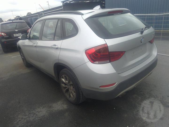 2013 BMW X1 E84, 04/10-07/15 51332990386 RIGHT FRONT WINDOW REG MOTOR