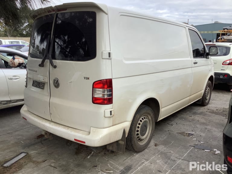 2010 VOLKSWAGEN TRANSPORTER T5, TRANSPORTER, VAN, BARN DOOR, 09/09-06/15 7H5945258A RIGHT TAILLIGHT