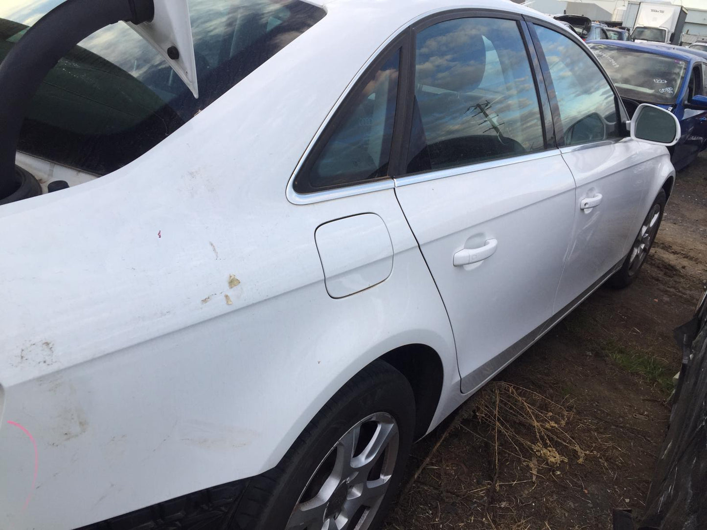 2009 AUDI A4 AIR CLEANER, B8 8K, 1.8/2.0, PETROL, 02/08-09/15 8R0133837S AIR CLEANER BOX