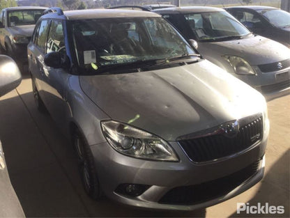 2014 SKODA FABIA 5J, 08/11-01/15 5J9845205A LEFT REAR DOOR WINDOW
