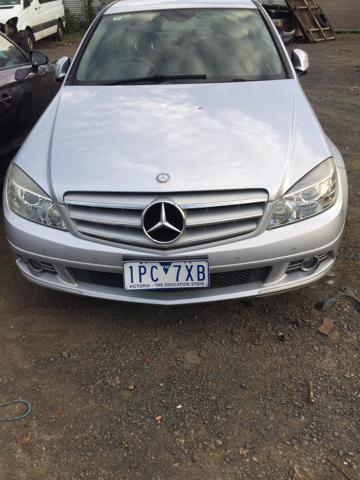 2008 MERCEDES C CLASS W204, SEDAN, CLASSIC/ELEGANCE, NON LED, NON TINTED TYPE, 07/07-04/11 A2048203064 RIGHT TAILLIGHT