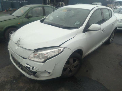 2011 RENAULT MEGANE LEFT REAR DOOR LOCK, X32/B95, 5DR HATCH, P/N 825031333R, 09/10-05/16 825031333R DOOR BOOT GATE LOCK