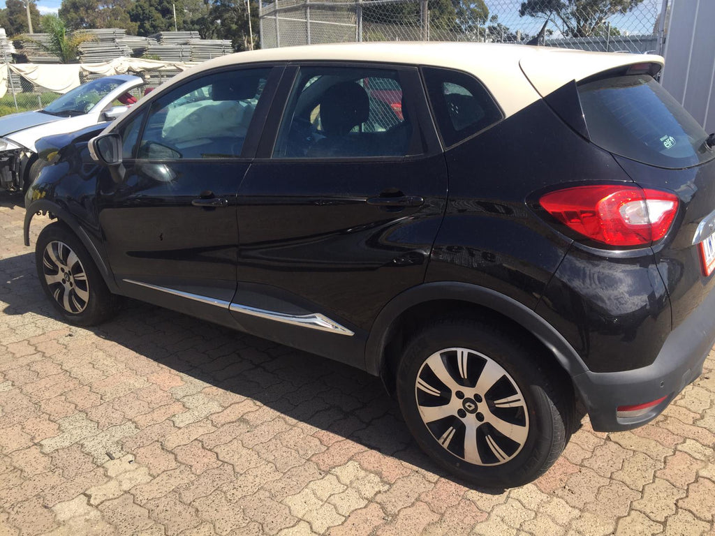 2016 RENAULT CAPTUR J87, IN BODY, NON DARK TINT TYPE, 08/14-05/17 265557367R LEFT TAILLIGHT
