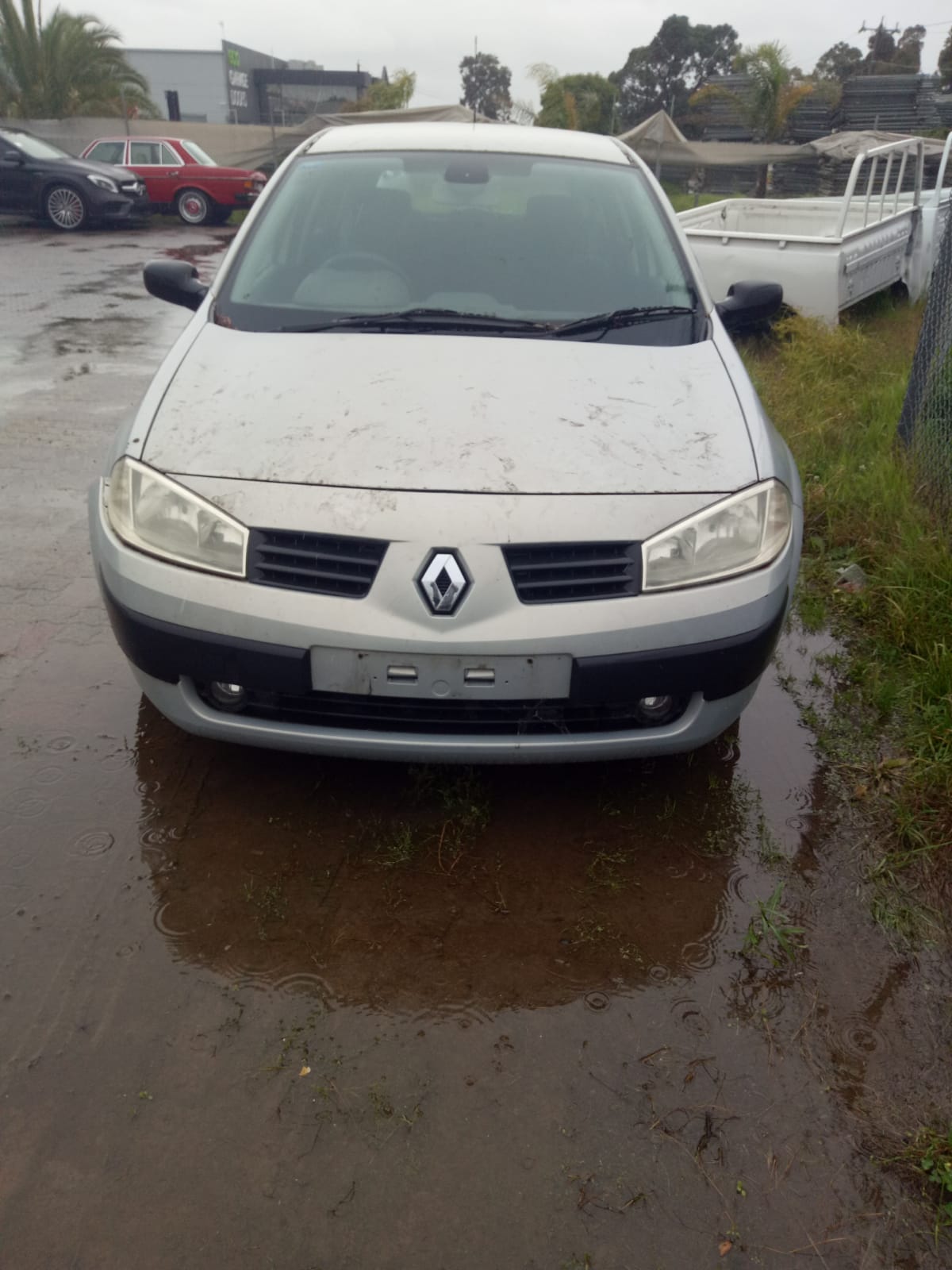 2006 RENAULT MEGANE X84, SEDAN/HATCH, BLACK, MANUAL FOLDING, 5 PIN TYPE, 12/03-08/10 7701068373 LEFT DOOR MIRROR