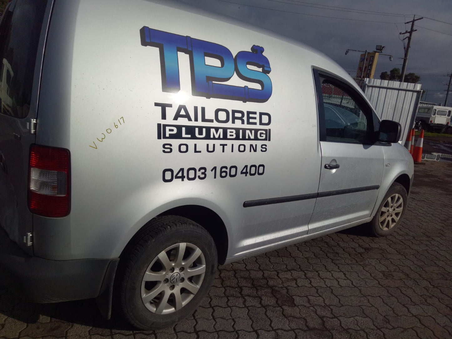 2007 VOLKSWAGEN CADDY 2K, 12/04-08/10 2K0945095M LEFT TAILLIGHT