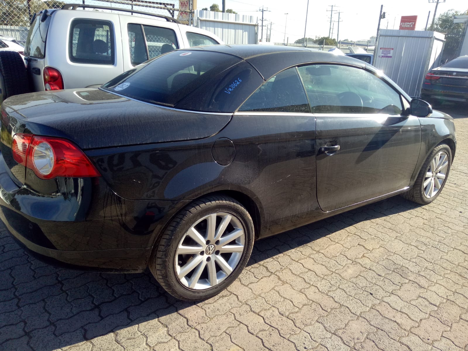 2007 VOLKSWAGEN EOS RH FRONT, ASSY (BELT AND STALK), 1F, 02/07-12/14 1Q2857706 SEAT BELT STALK
