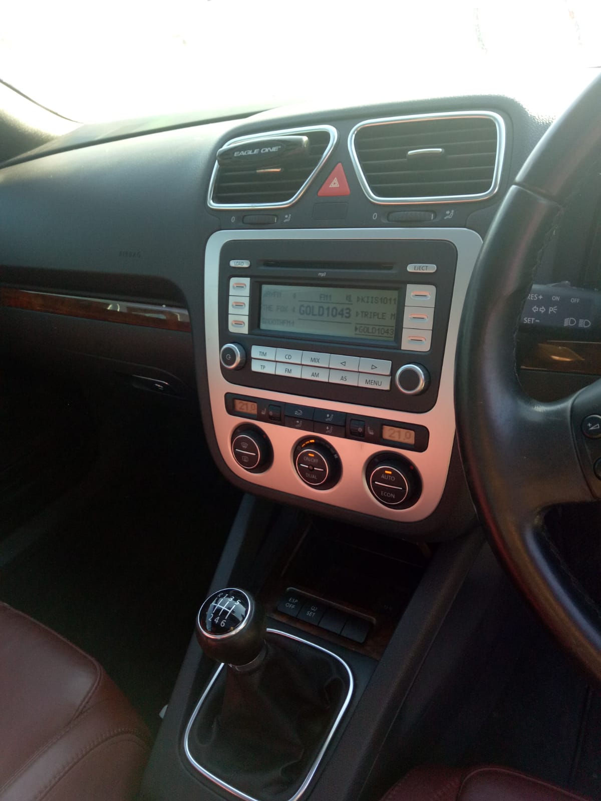 2007 VOLKSWAGEN EOS 1F 02/07-04/11  HIGH LEVEL STOPLIGHT