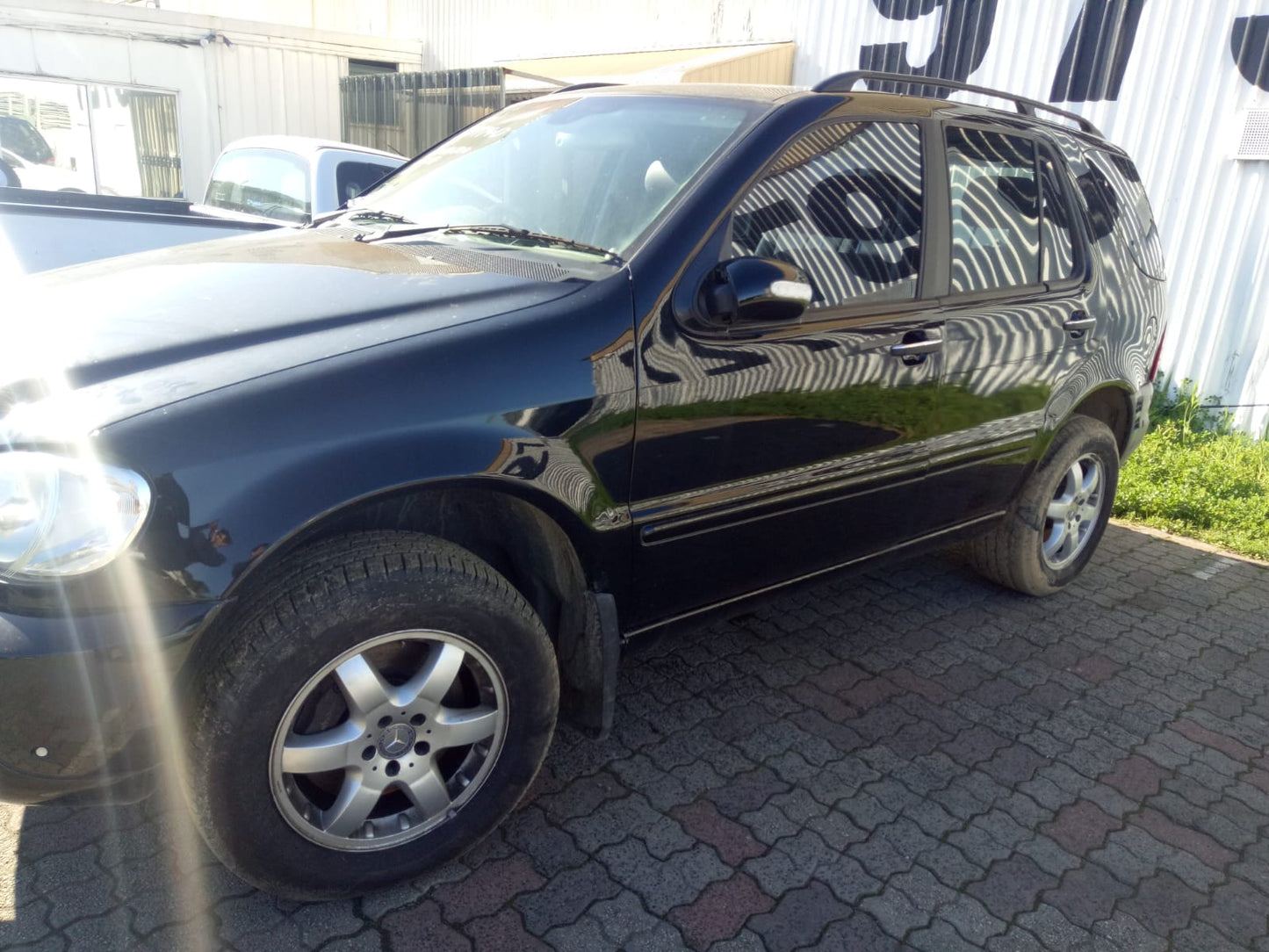 2002 MERCEDES M CLASS LEFT REAR DOOR LOCK, W163, 09/98-08/05 A1637302135 DOOR BOOT GATE LOCK