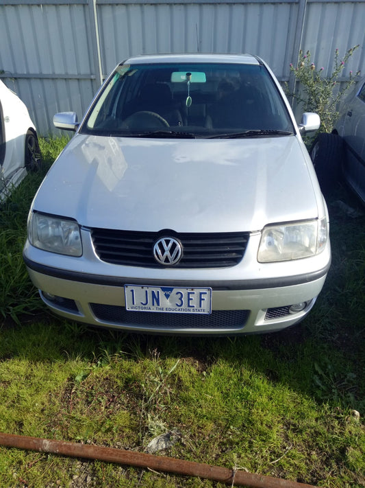 2000 VOLKSWAGEN POLO 6N, 12/96-08/00  LEFT GUARD