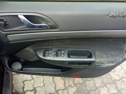 2008 SKODA OCTAVIA 1Z, LIFTBACK SEDAN/WAGON, 01/04-10/13 1Z0831055 LEFT FRONT DOOR