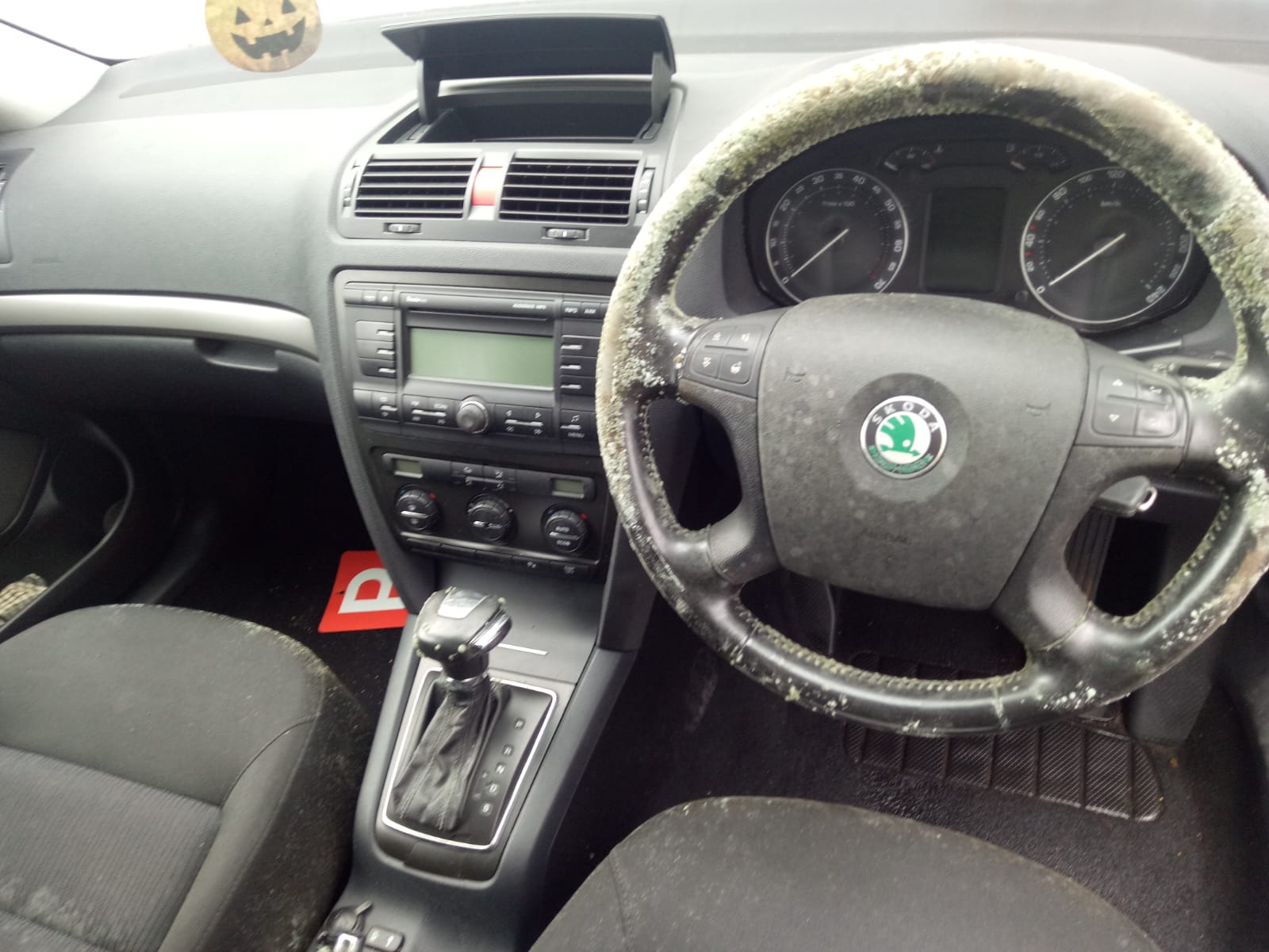 2008 SKODA OCTAVIA 1Z, LIFTBACK SEDAN, NON PARK SENSOR TYPE, 01/04-05/09 1Z5807421A REAR BUMPER