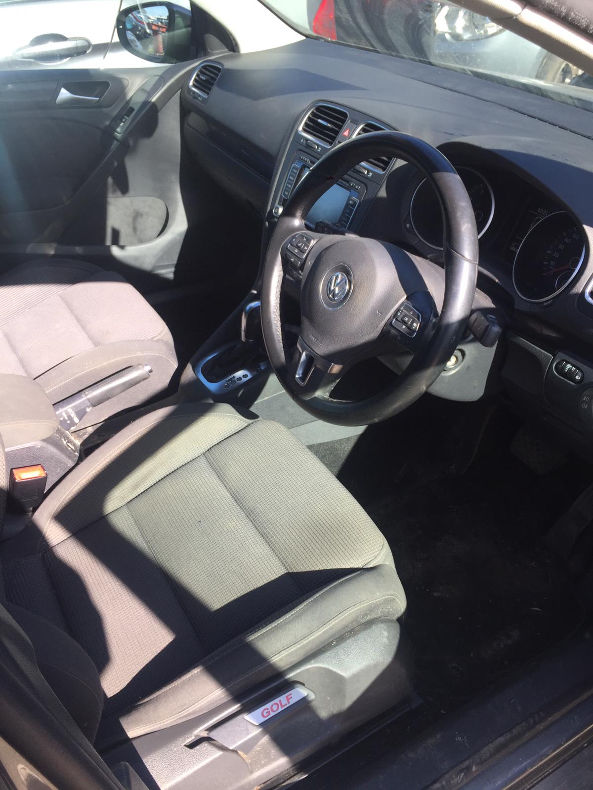 2012 VOLKSWAGEN GOLF STEERING WHEEL, HATCH, GEN 6, 12/08-03/13 5N0880201F RIGHT AIRBAG