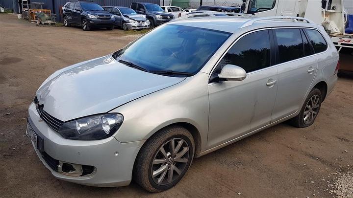 2010 VOLKSWAGEN GOLF GEN 6, WAGON, 09/09-01/13 1K9845025 LEFT REAR DOOR WINDOW
