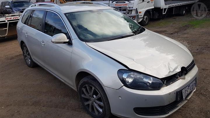 2010 VOLKSWAGEN GOLF GEN 6, NON GTi/R, HALOGEN TYPE, 12/08-03/13 5K2941005H LEFT HEADLAMP