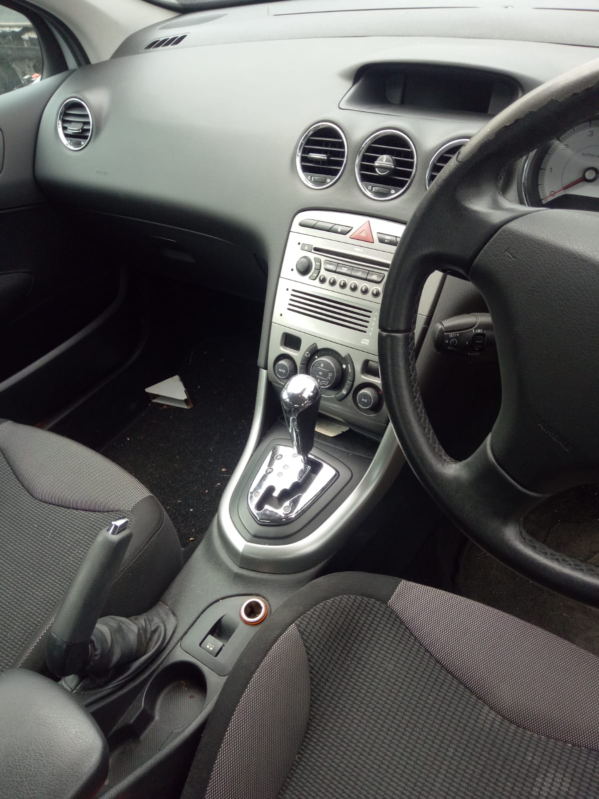 2008 PEUGEOT 308 T7, HATCH/WAGON, MANUAL FOLDING, 1 PLUG TYPE, 09/07-12/13 8153NE LEFT DOOR MIRROR