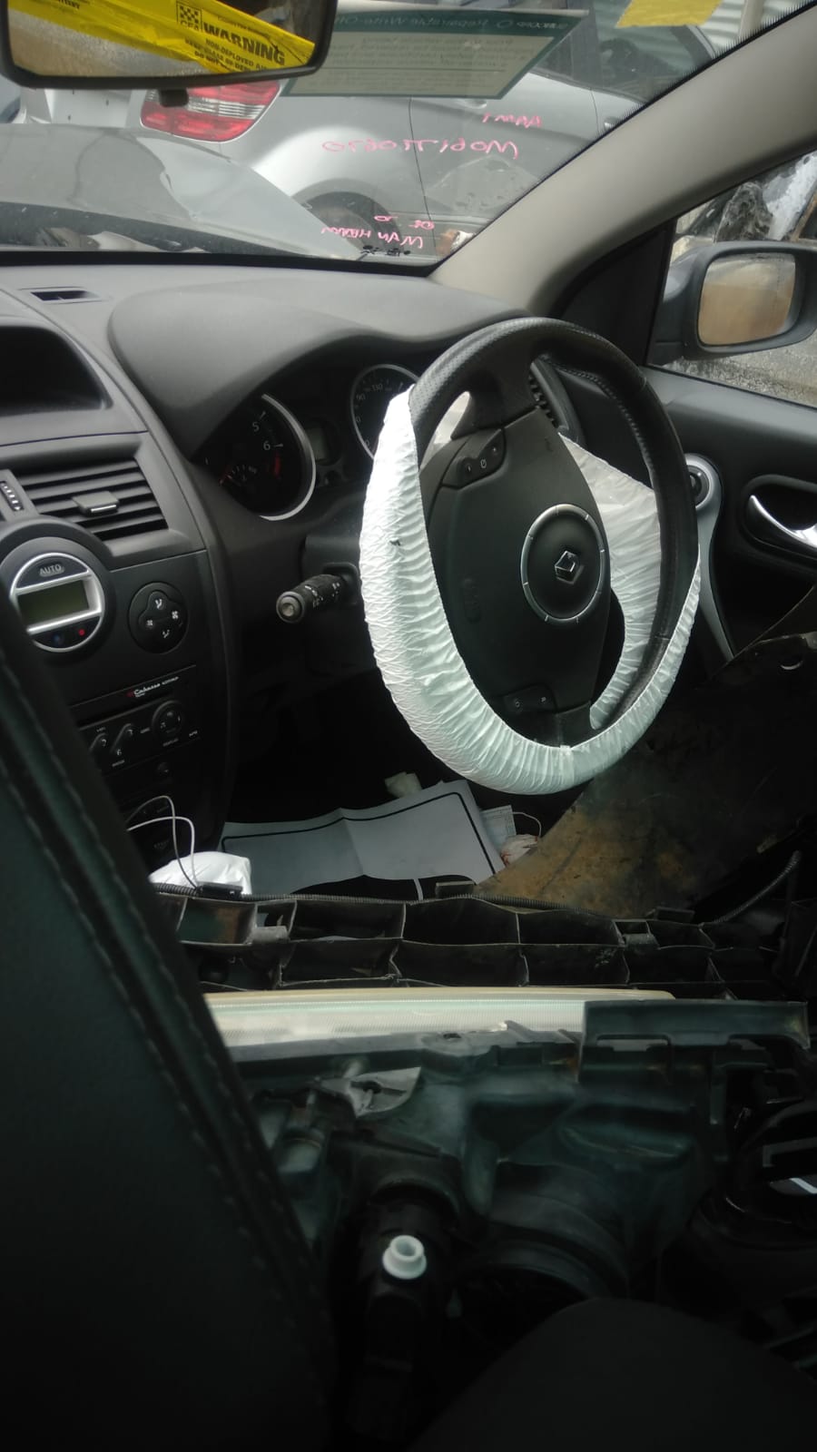2007 RENAULT MEGANE E84, CABRIO, 11/04-08/10  LEFT GUARD