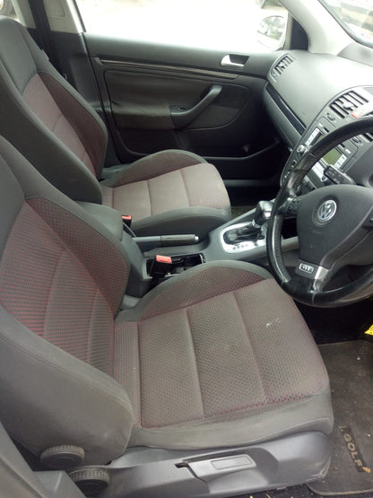 2007 VOLKSWAGEN GOLF GEN 5, HATCH, NON TINTED TYPE, 07/04-02/09 1K6945095AA LEFT TAILLIGHT