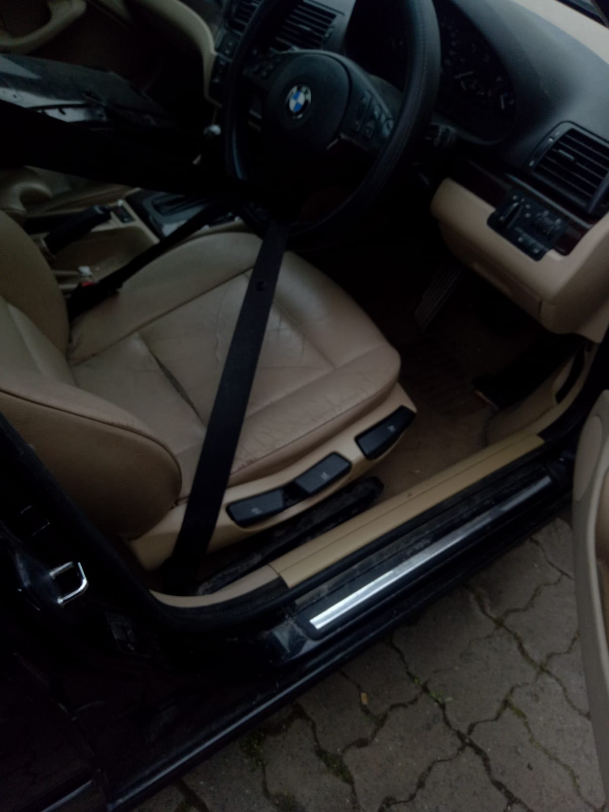 2004 BMW 3 SERIES RIGHT REAR DOOR LOCK, E46, SEDAN, LATE TYPE, 09/00-07/06 51227011246 DOOR BOOT GATE LOCK