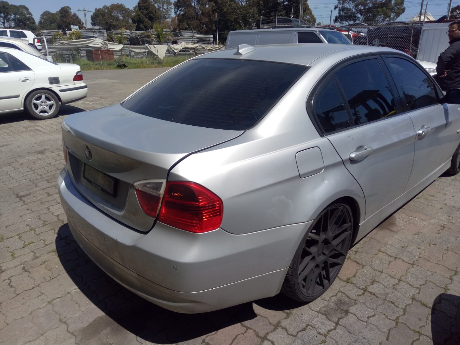 2007 BMW 3 SERIES E90/E91, SEDAN/WAGON, 03/05-04/12 51337060263 LEFT FRONT DOOR WINDOW