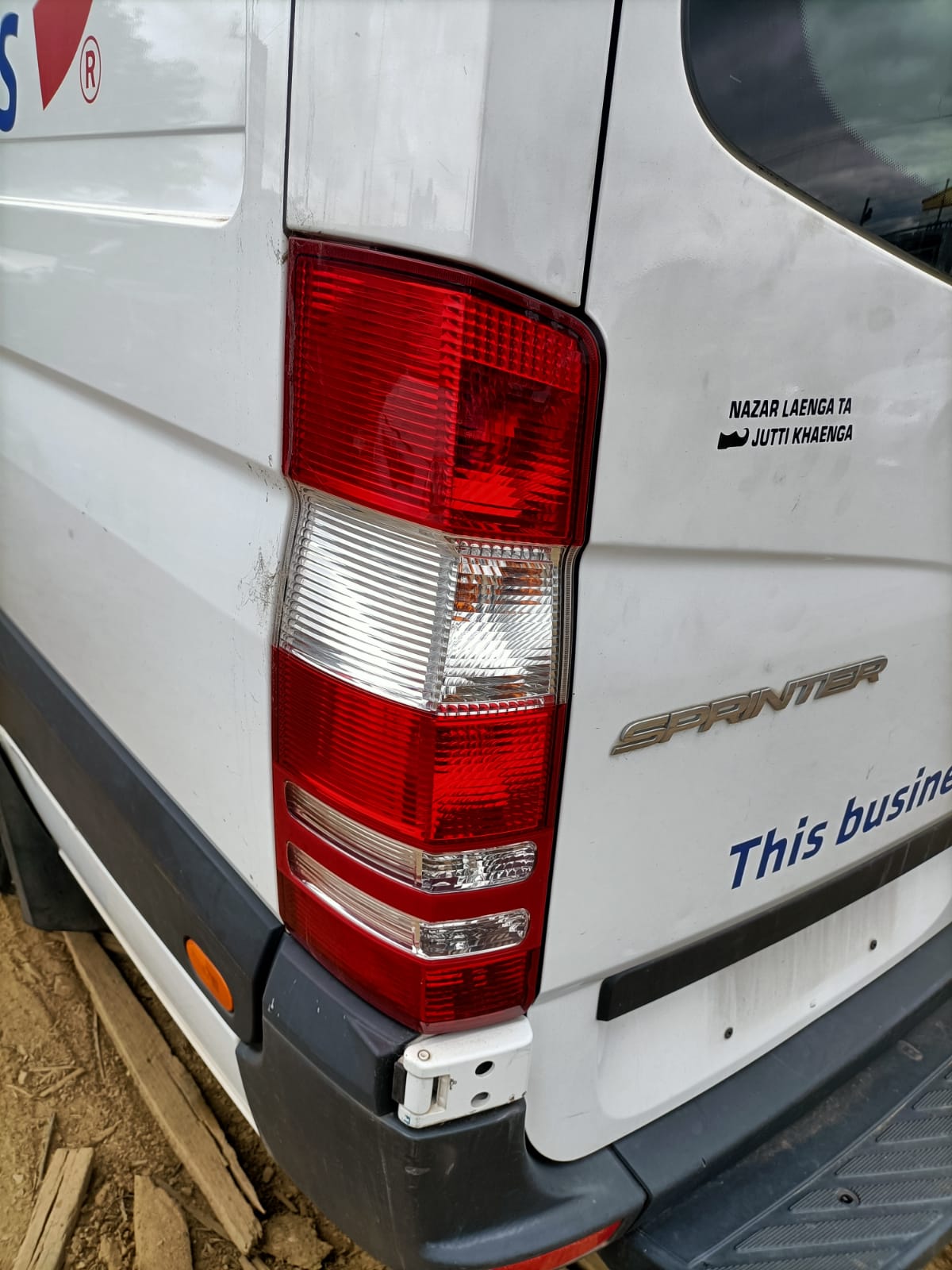 2014 MERCEDES SPRINTER DISPLAY/CONTROL & HEAD UNIT, DOUBLE DIN, NON SAT NAV TYPE, NCV3, 10/06-04/18 A9069004301 RADIO CD DVD SAT TV