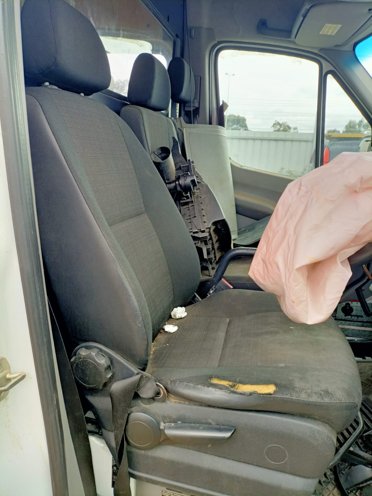 2014 MERCEDES SPRINTER DIESEL, AUTO T/M, NCV3, 01/12-04/18 A9069009700 INSTRUMENTCLUSTER