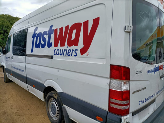 2014 MERCEDES SPRINTER DISPLAY/CONTROL & HEAD UNIT, DOUBLE DIN, NON SAT NAV TYPE, NCV3, 10/06-04/18 A9069004301 RADIO CD DVD SAT TV
