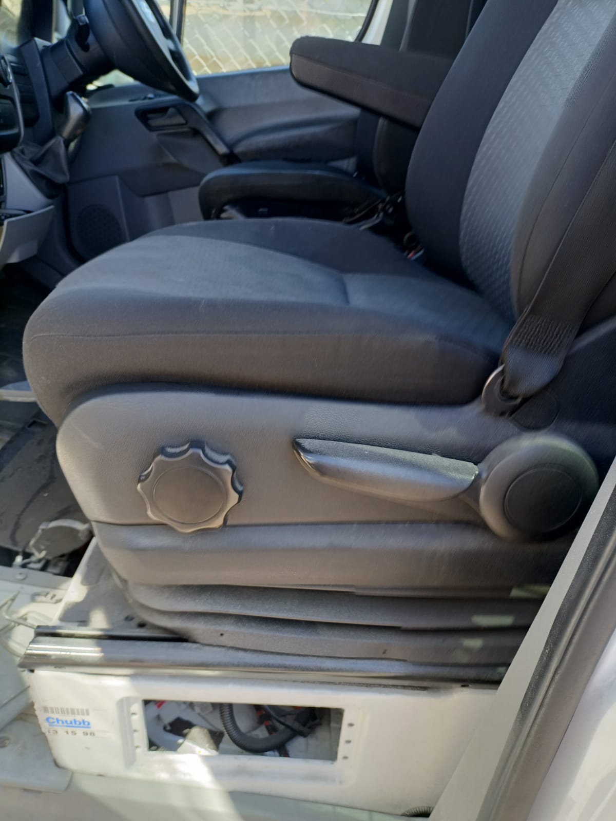 2012 VOLKSWAGEN CRAFTER DIESEL, 2.5, TURBO, BOSCH BRAND, 02/07-07/17 2E0612107B BRAKE BOOSTER