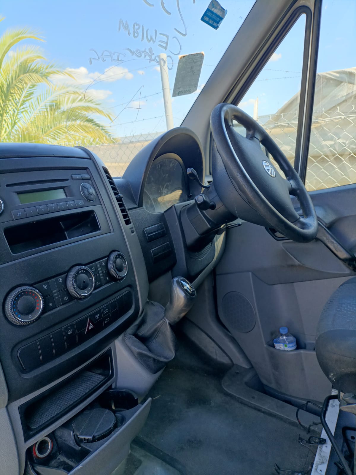 2012 VOLKSWAGEN CRAFTER RIGHT FRONT DOOR LOCK, 02/07-07/17 2E2837016B DOOR BOOT GATE LOCK