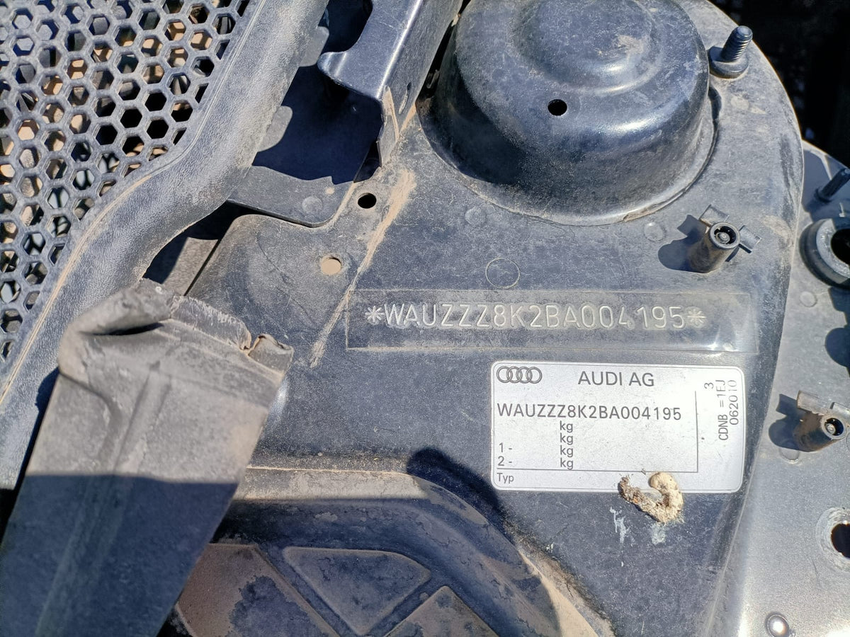 2010 AUDI A4 BUMPER BAR, B8 8K, SEDAN, NON S-LINE, W/ PARK SENSOR TYPE, 02/08-06/12 8K5807303A REAR BUMPER