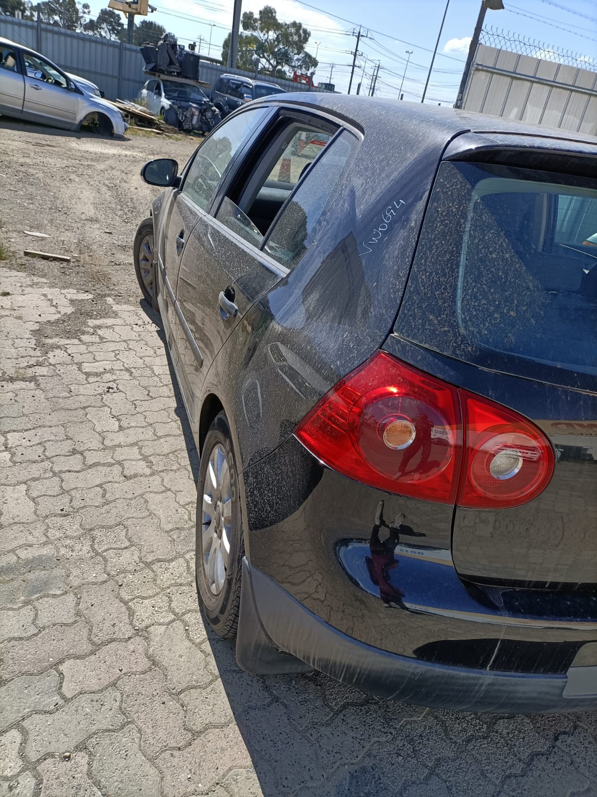 2006 VOLKSWAGEN GOLF GEN 5, ON MOTOR P/N 1K0614517AC, 07/04-02/09 1K0614517AC ABS PUMP MODULATOR