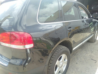 2007 VOLKSWAGEN TOUAREG 7L, W/ PARK SENSOR, NON H/LAMP WASHER TYPE, 12/06-12/10 7L6807217AF FRONT BUMPER