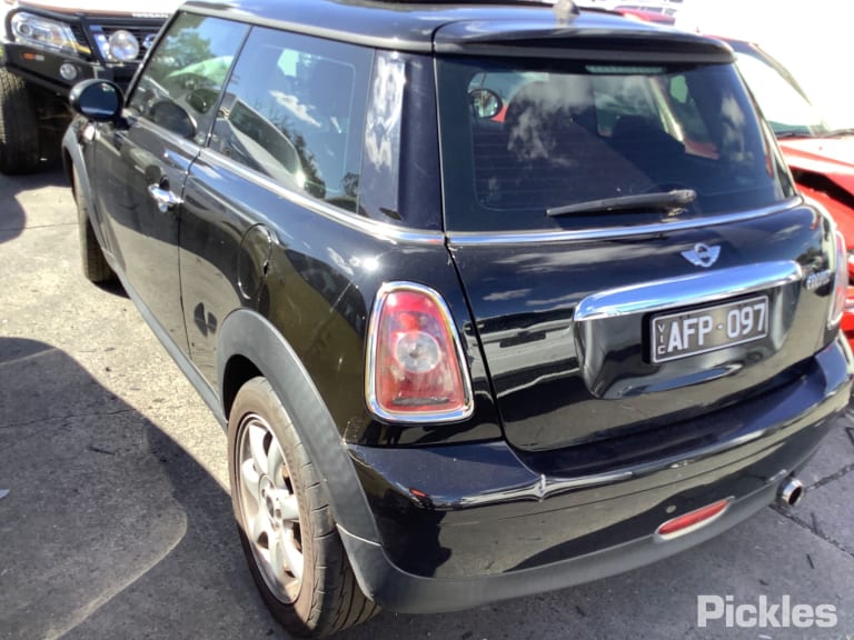 2010 MINI COOPER LEFT FRONT DOOR LOCK, R55/R56, HATCH/WAGON, 01/09-05/14 51212752597 DOOR BOOT GATE LOCK