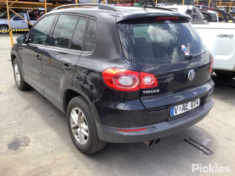 2011 VOLKSWAGEN TIGUAN 5N, MANUAL FOLD (6XN), HEATED TYPE, 05/08-08/16  LEFT DOOR MIRROR
