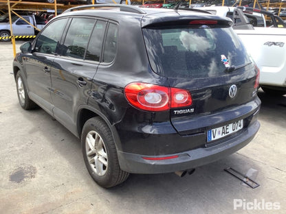 2011 VOLKSWAGEN TIGUAN 5N, MANUAL FOLD (6XN), HEATED TYPE, 05/08-08/16  LEFT DOOR MIRROR