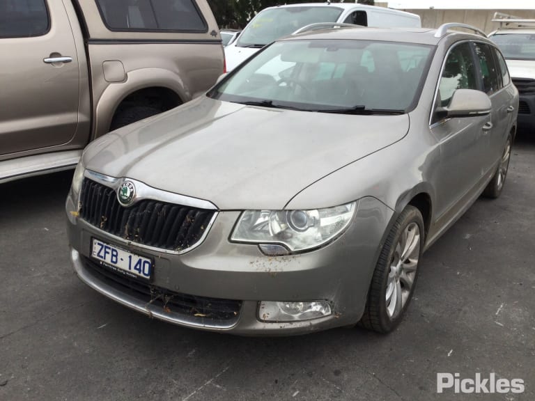 2012 SKODA SUPERB TAILGATE LOCK, 3T, WAGON, 10/10-12/15 8K9827505A DOOR BOOT GATE LOCK