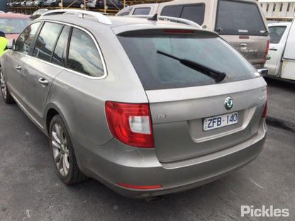 2012 SKODA SUPERB TAILGATE LOCK, 3T, WAGON, 10/10-12/15 8K9827505A DOOR BOOT GATE LOCK