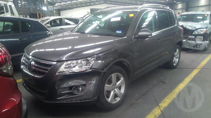 2010 VOLKSWAGEN TIGUAN LH FRONT, SEAT BELT ONLY, BIG PLUG TYPE, 5N, 05/08-11/12 5N2857705A SEAT BELT STALK